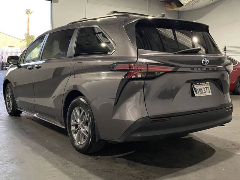 2021 Toyota Sienna