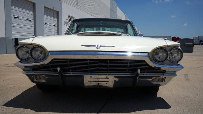 1965 Ford Thunderbird