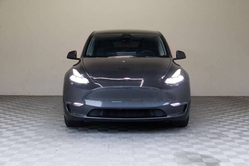 2024 Tesla Model Y Long Range