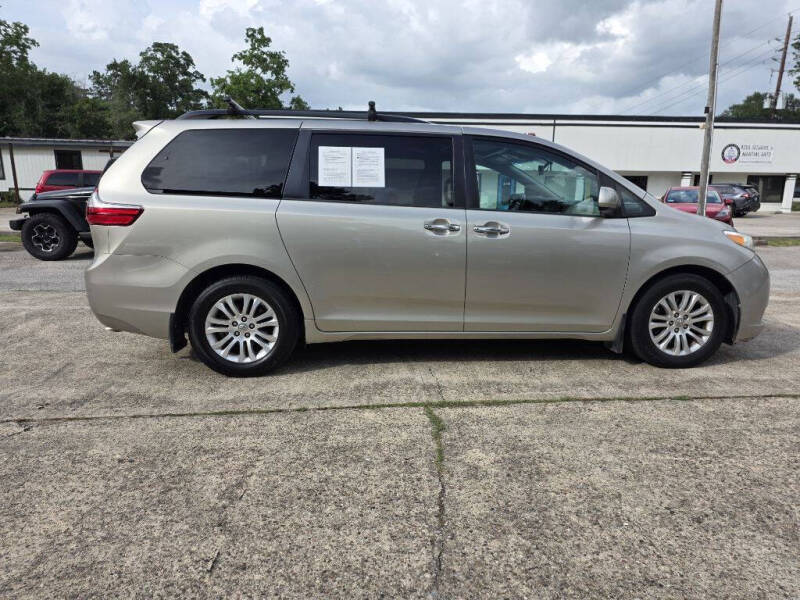 2016 Toyota Sienna