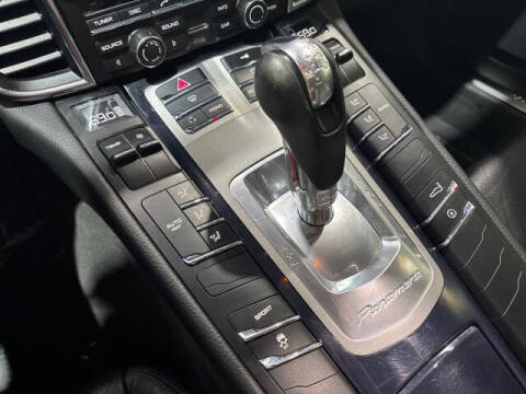 2011 Porsche Panamera