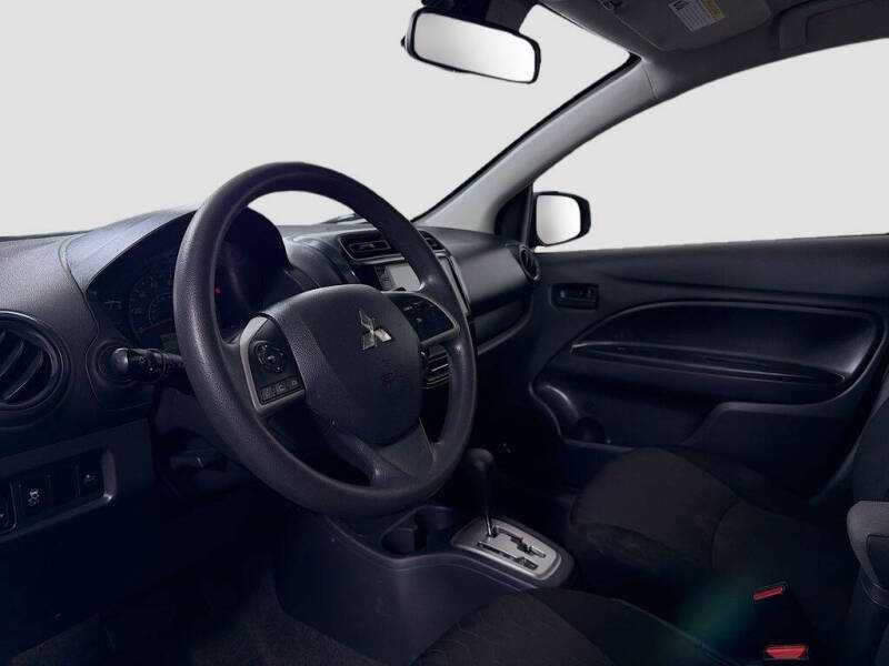 2023 Mitsubishi Mirage ES