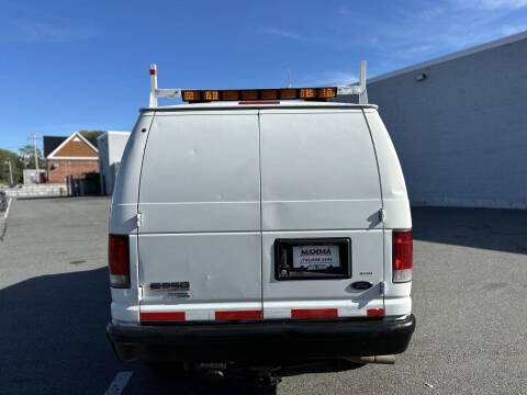 2012 Ford E-Series E-350 SD