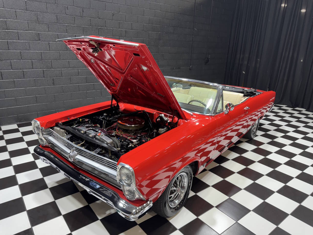 1966 Ford Fairlane 69
