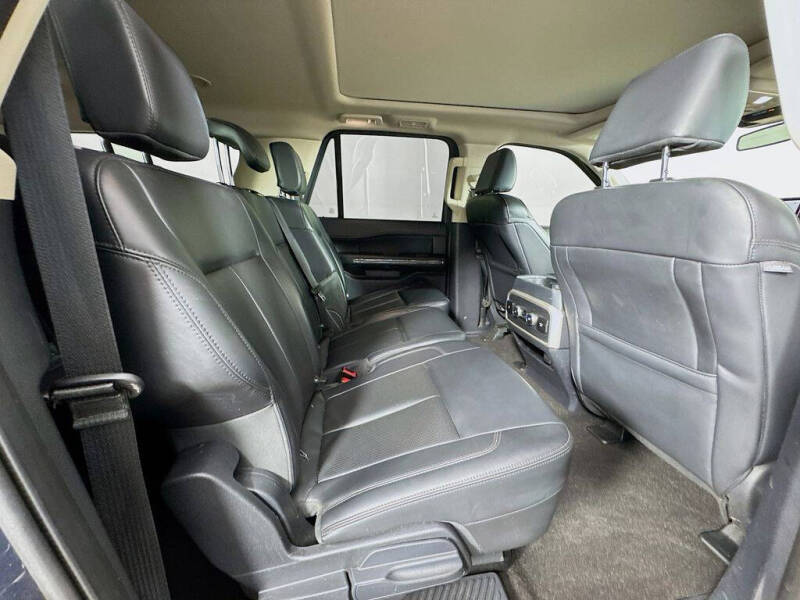 2023 Ford Expedition MAX XLT