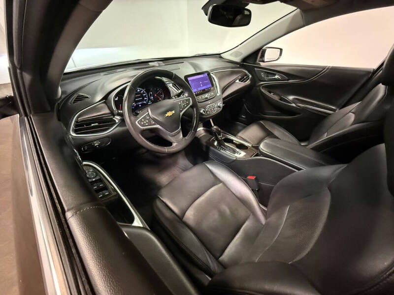 2022 Chevrolet Malibu Premier