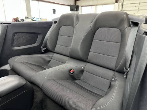 2016 Ford Mustang V6