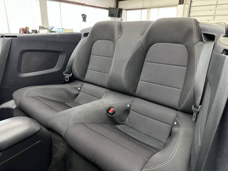 2016 Ford Mustang V6