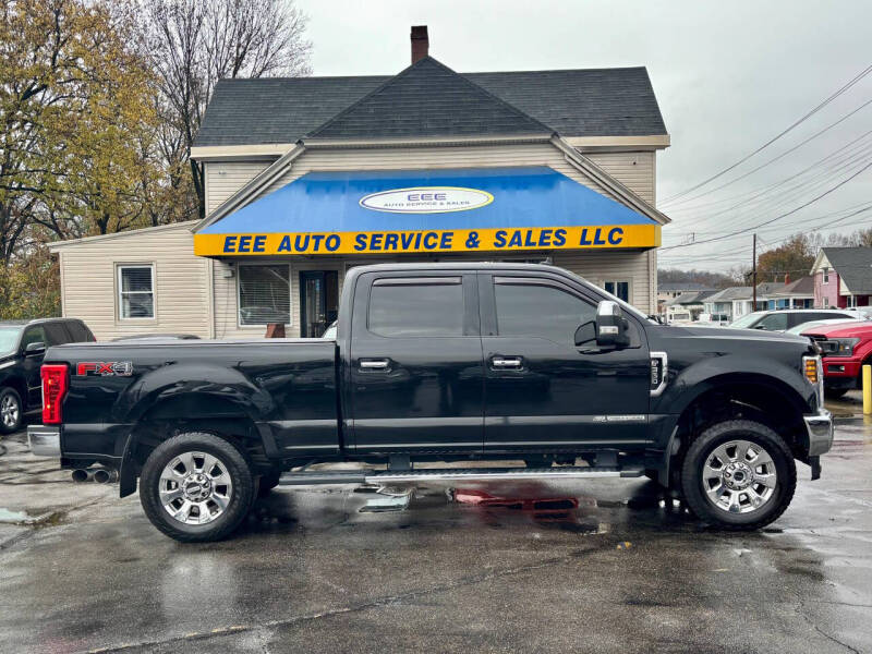 2019 Ford F-350 Super Duty Lariat's photo
