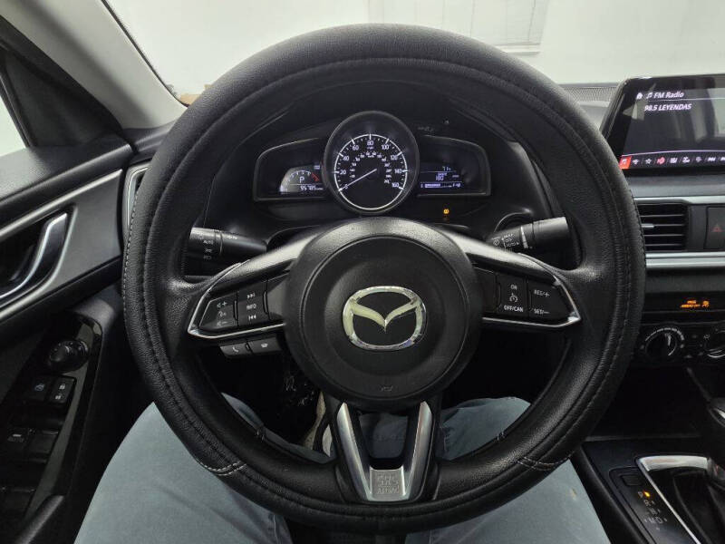 2017 Mazda MAZDA3 Sport