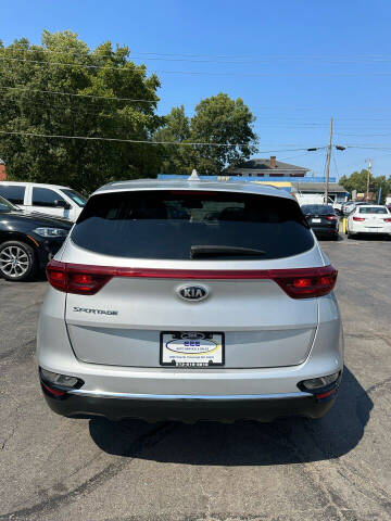 2022 Kia Sportage LX