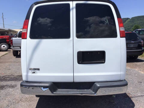 2017 Chevrolet Express LS 3500