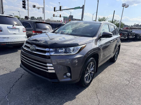 2017 Toyota Highlander