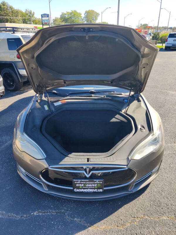 2015 Tesla Model S