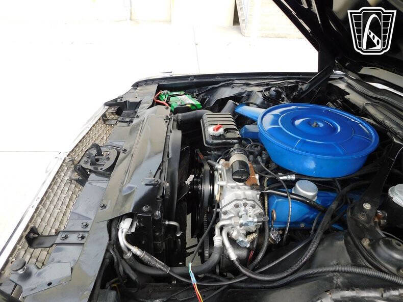 1966 Ford Thunderbird