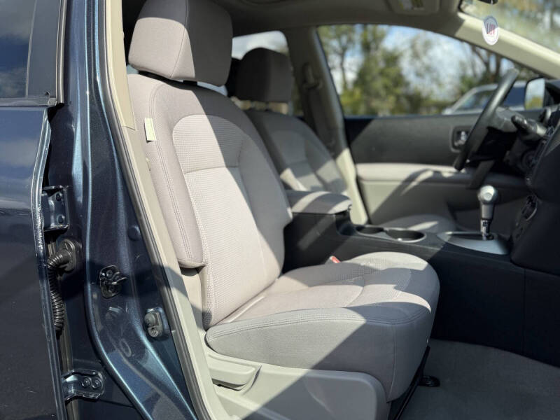 2012 Nissan Rogue SV