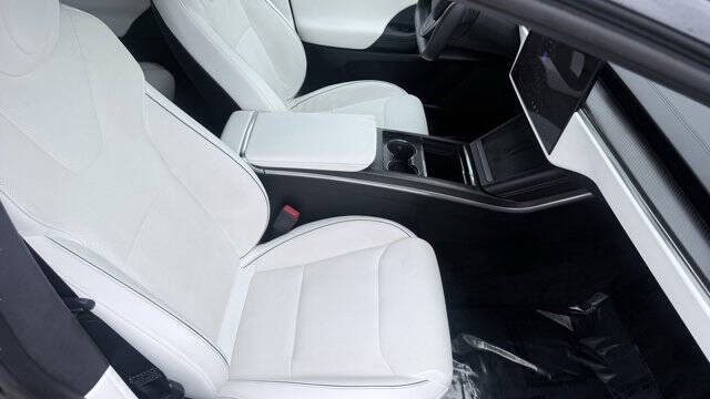 2022 Tesla Model X Plaid