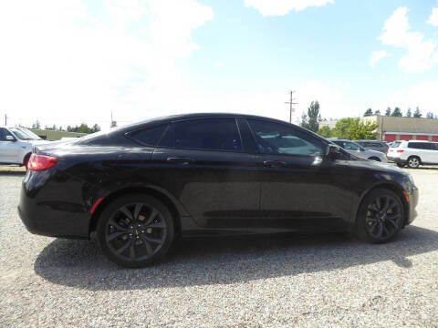2015 Chrysler 200 S