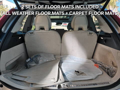 2016 Volvo XC90 T8 eAWD Momentum