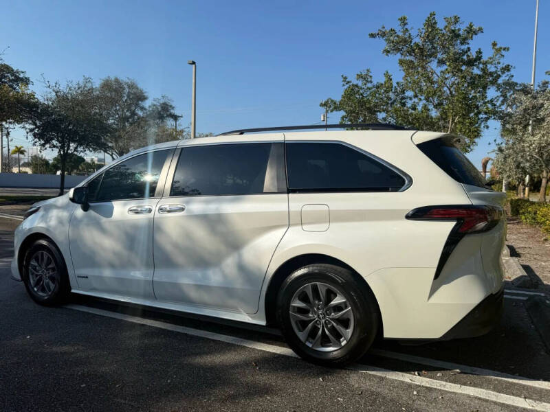 2021 Toyota Sienna