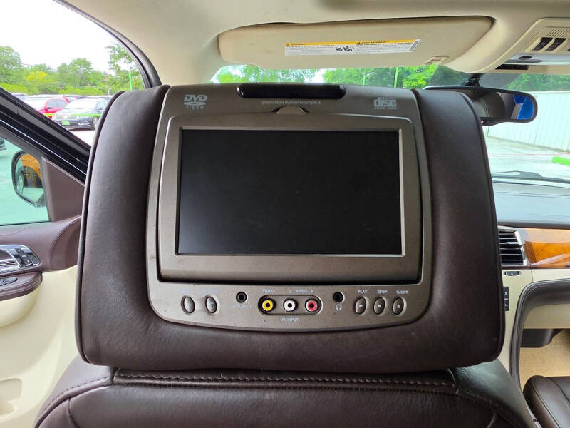 2010 Cadillac Escalade ESV Platinum Edition