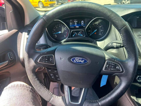 2017 Ford Focus SE