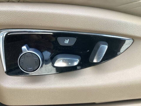 2018 Cadillac Escalade Platinum