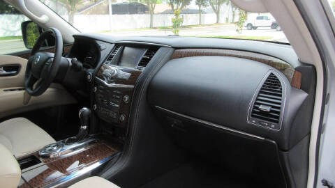 2017 Nissan Armada SV