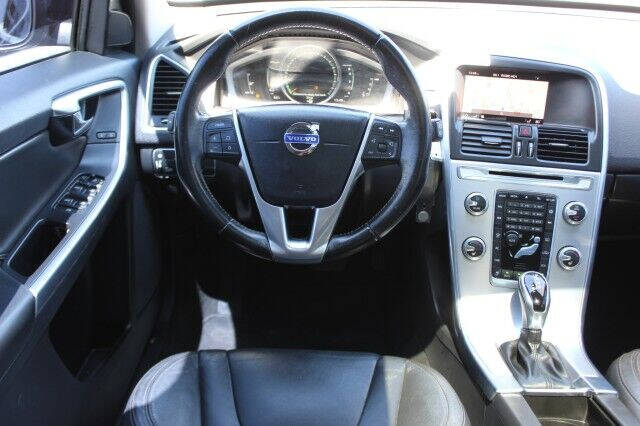 2017 Volvo XC60 T5 Dynamic