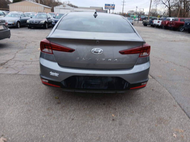 2020 Hyundai Elantra