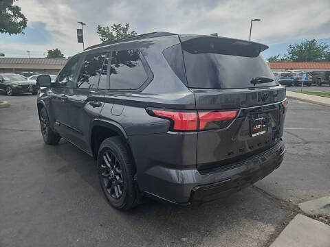 2024 Toyota Sequoia Platinum