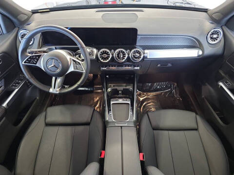 2025 Mercedes-Benz GLB GLB 250