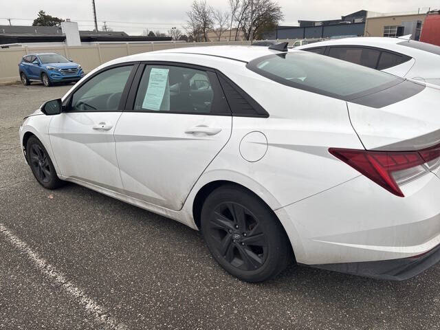 2022 Hyundai Elantra Hybrid Blue
