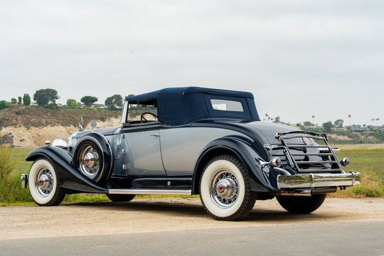 1933 Packard Twelve
