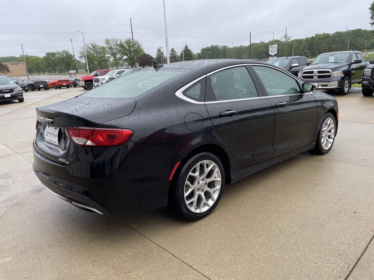 2015 Chrysler 200 Limited photo 4