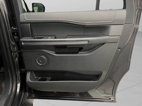 2023 Ford Expedition MAX XLT
