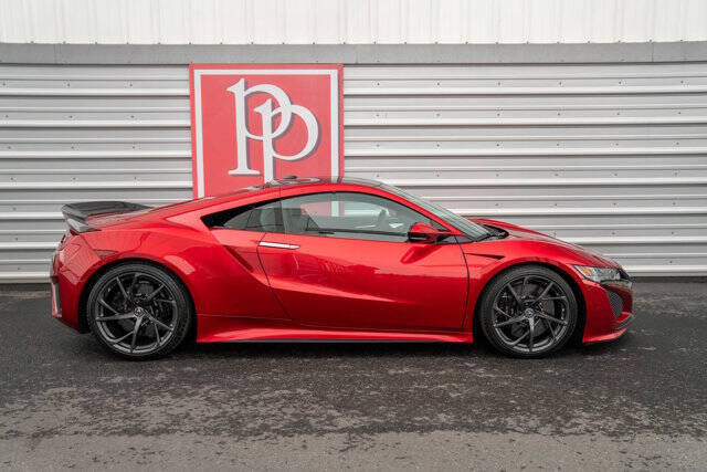 2017 Acura NSX 43