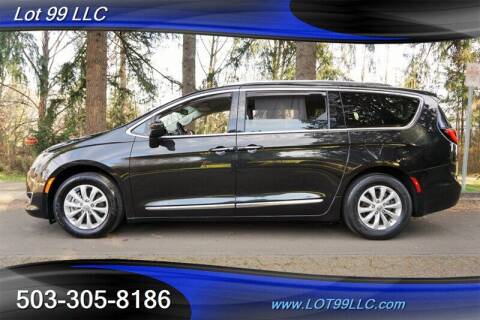 2018 Chrysler Pacifica for sale at LOT 99 LLC in Milwaukie OR