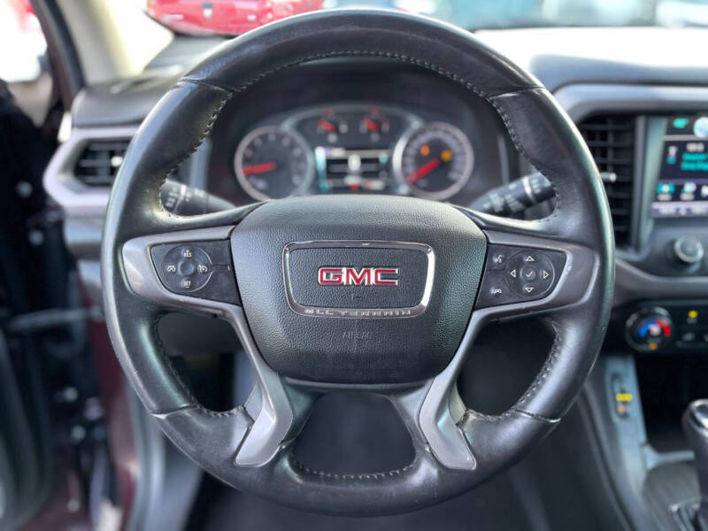 2017 GMC Acadia SLE-2