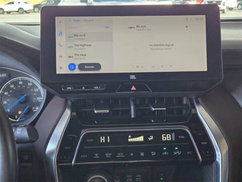 2023 Toyota Venza XLE