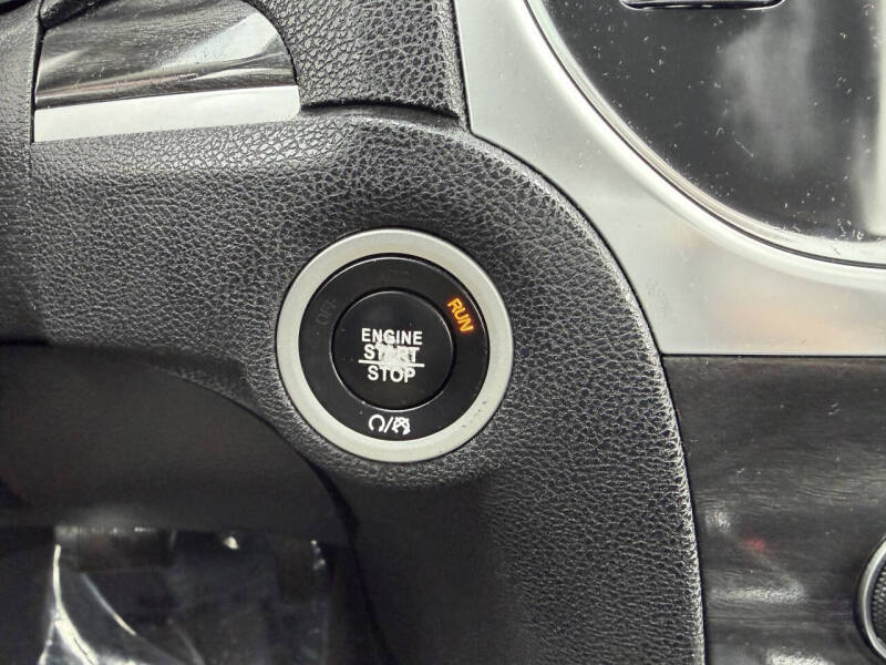 2017 Chrysler 300 Limited