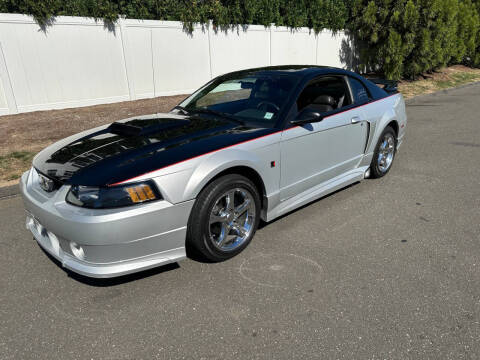 2004 Ford Mustang GT Deluxe
