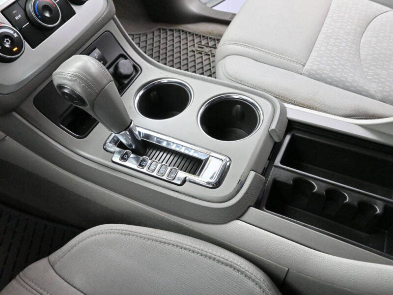 2016 GMC Acadia SLE-2