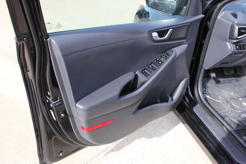 2018 Hyundai Ioniq Hybrid Blue