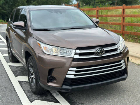 2019 Toyota Highlander for sale at Worry Free Auto Sales LLC in Woodstock GA