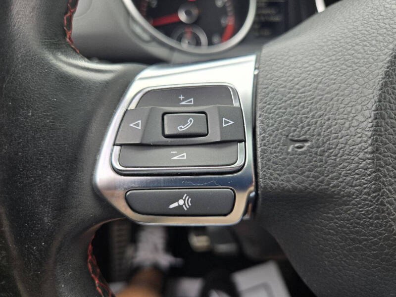 2014 Volkswagen GTI Wolfsburg Edition PZEV