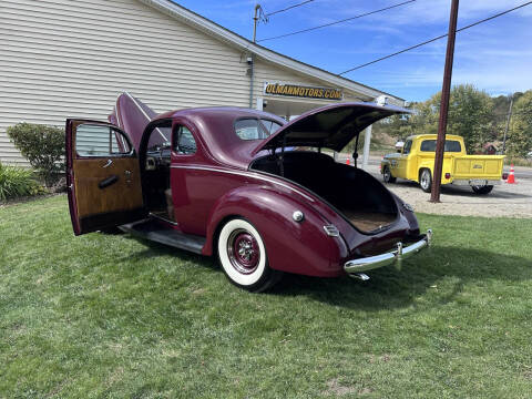 1940 Ford Deluxe