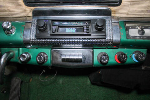 1953 Kaiser Manhattan