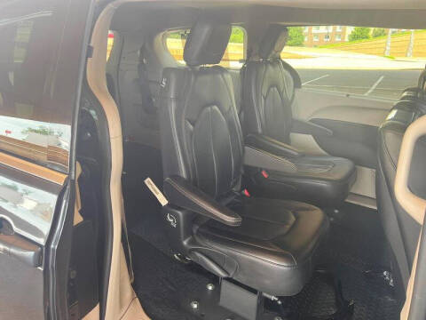 2019 Chrysler Pacifica Touring L Plus