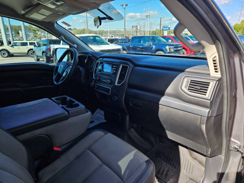 2018 Nissan Titan